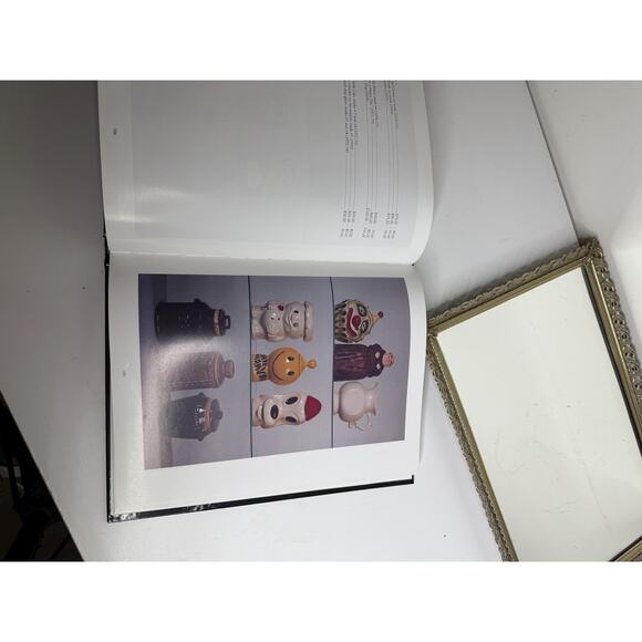 The Collectors Encyclopedia of McCoy Pottery hardback - Picture 5 of 10